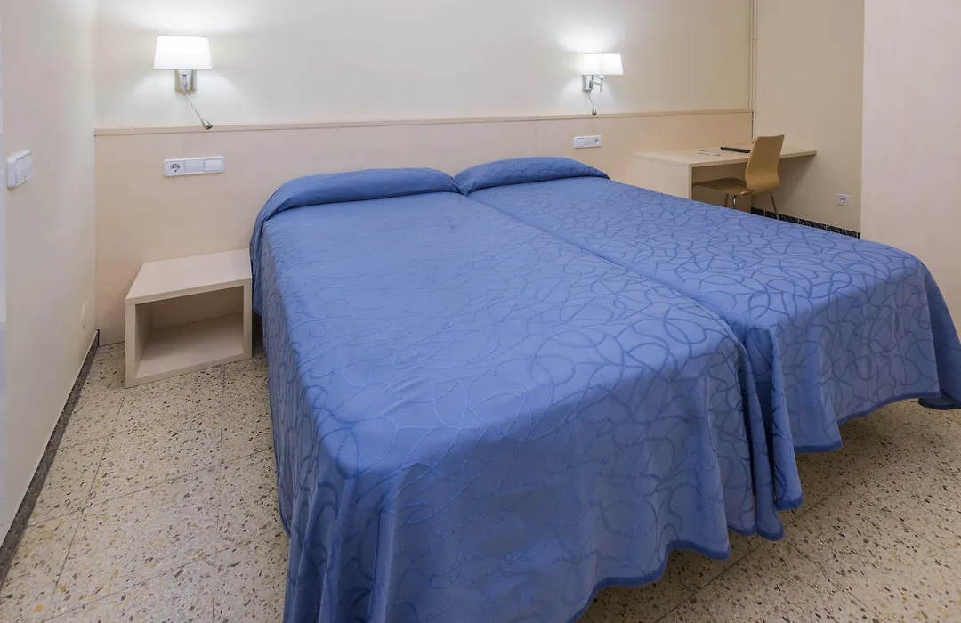 Hostal Solimar-1